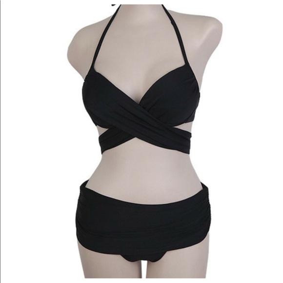 ⚡️Padded push up halter 2 piece bikini set  🚤💦 - Picture 7 of 7